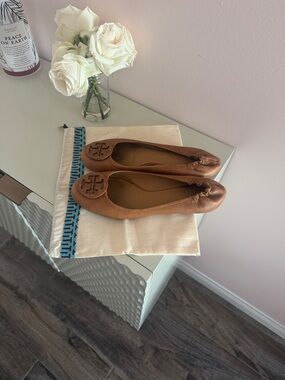 Tory Burch Tan Leather Flats